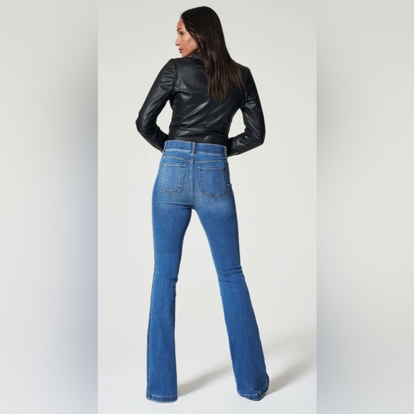 New Spanx Flare Jeans in Vintage Indigo, Size M tall - Picture 2 of 5